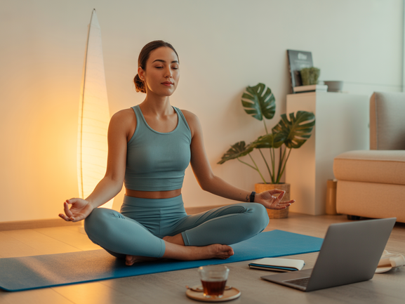 Yoga para Empreendedoras: Guia para Clareza e Foco em 2025